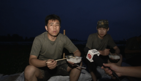 I:迅雷下载员工 党员临时图片9.gif