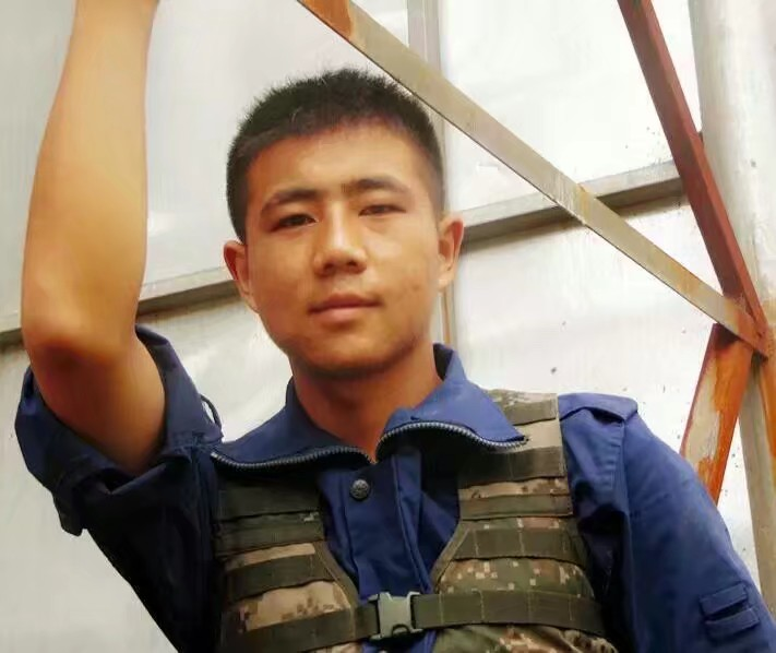 I:迅雷下载员工 党员临时图片10.png